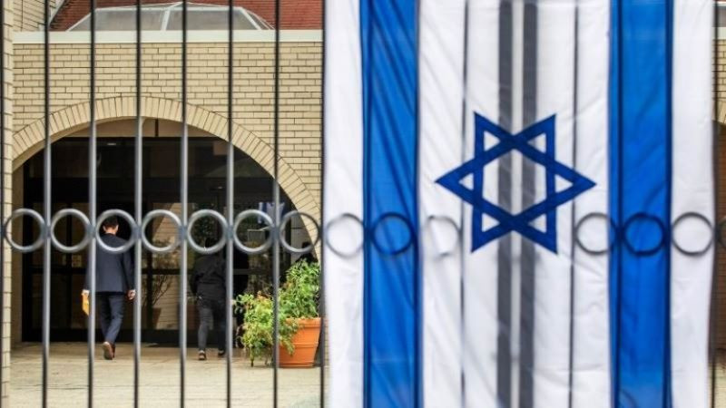 Израел нареди на посолствата да премахнат съболезнованията за смъртта на папата